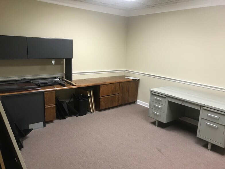 More Photos Of 8727 Northwest Dr, Southaven Medical For Lease