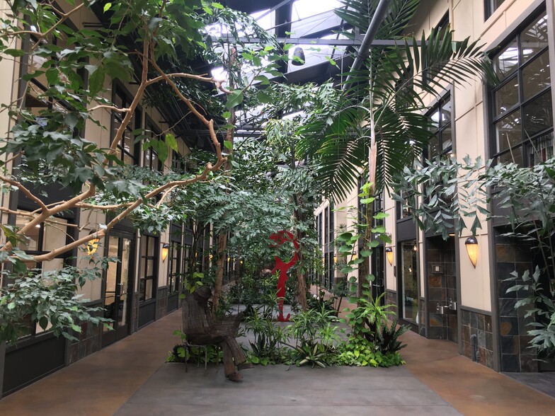 More Photos Of 111 Rhode Island St, San Francisco Showroom For Lease