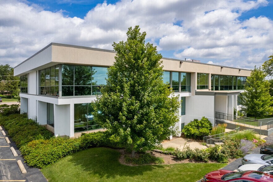 Primary Photo Of 2775 Algonquin Rd, Rolling Meadows Office Residential For Lease
