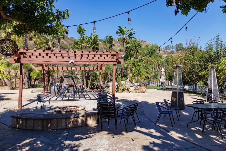 More Photos Of 2286 Sunshine Mountain Rd, San Marcos Winery Vineyard For Sale