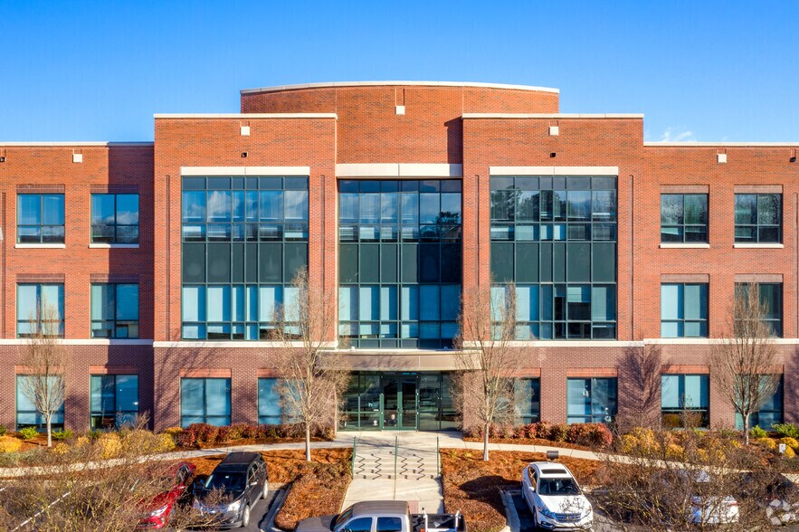 More Photos Of 9930 Kincey Ave, Huntersville Medical For Lease