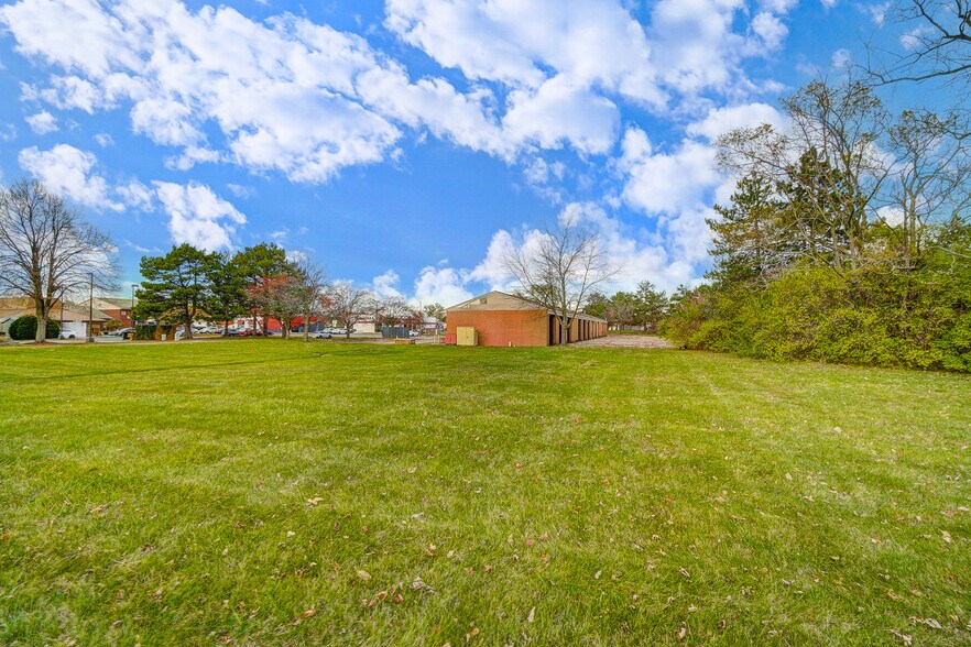 More Photos Of 133 W Hebble Ave, Fairborn Carwash For Sale