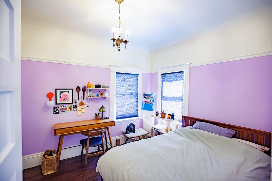 More Photos Of 667 10th St, Oakland Apartments For Sale