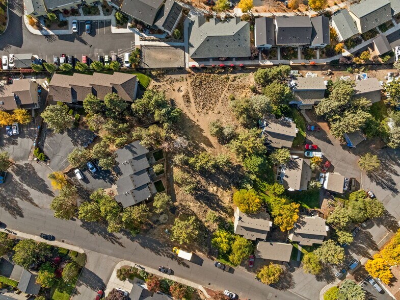 More Photos Of 2101 NE Holliday Ave, Bend Land For Sale