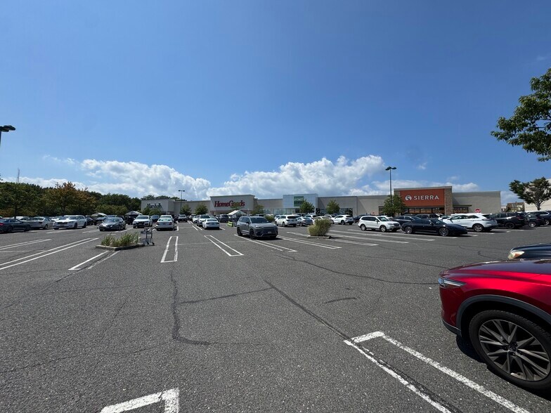 More Photos Of 2301-2311 Route 66, Ocean Unknown For Lease