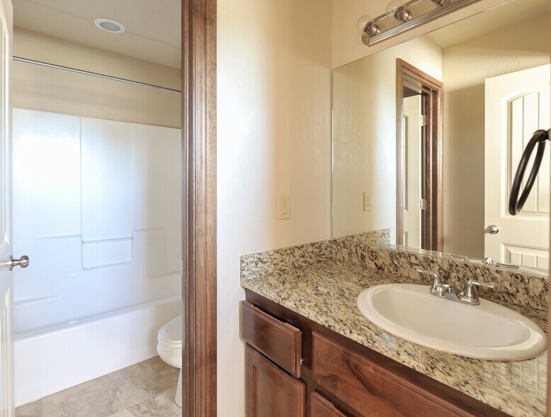 More Photos Of 111 E St, Elgin Apartments For Sale