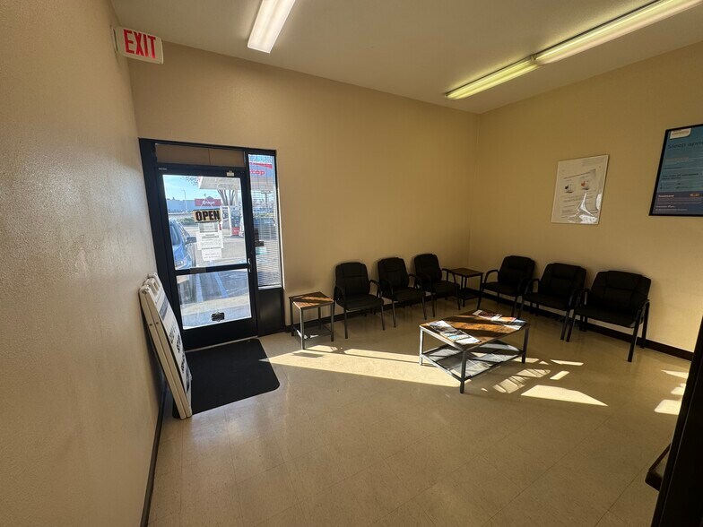 More Photos Of 2406 Monte Vista Ave, Turlock Unknown For Lease