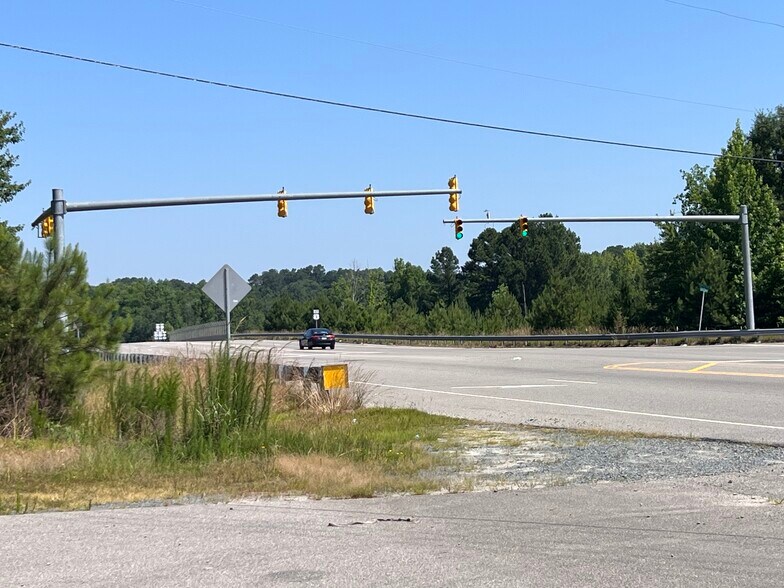 More Photos Of 11496 US Highway 15 501, Aberdeen Warehouse For Lease