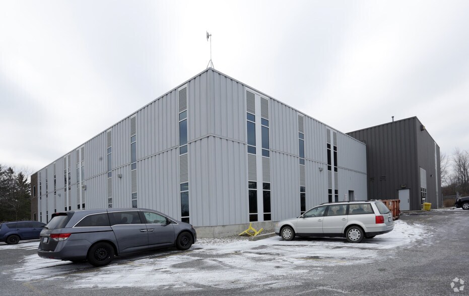 More Photos Of 62 Steacie Dr, Ottawa Coworking Space