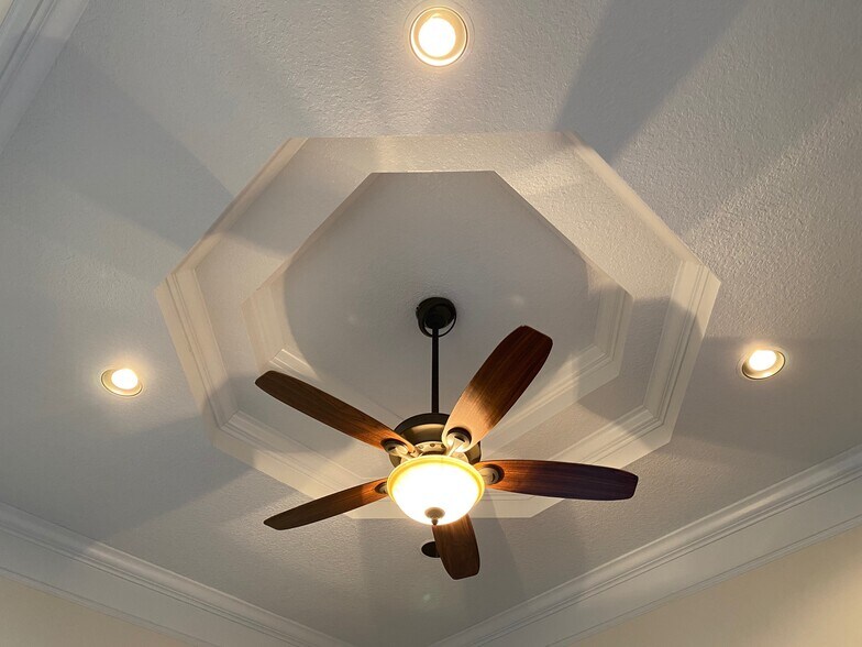 More Photos Of 6817 Southpoint Pky, Jacksonville Unknown For Lease