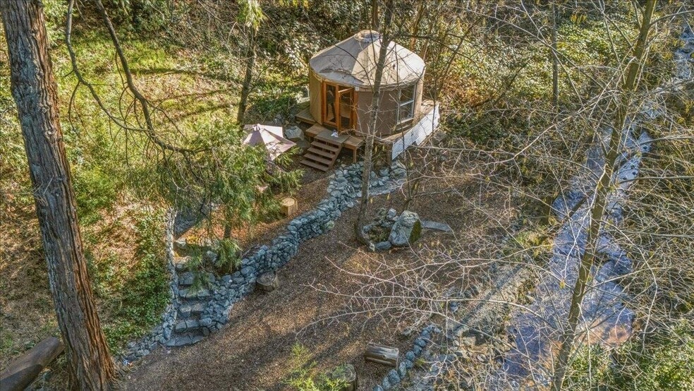 More Photos Of 317 S Pine St, Nevada City Hospitality For Sale