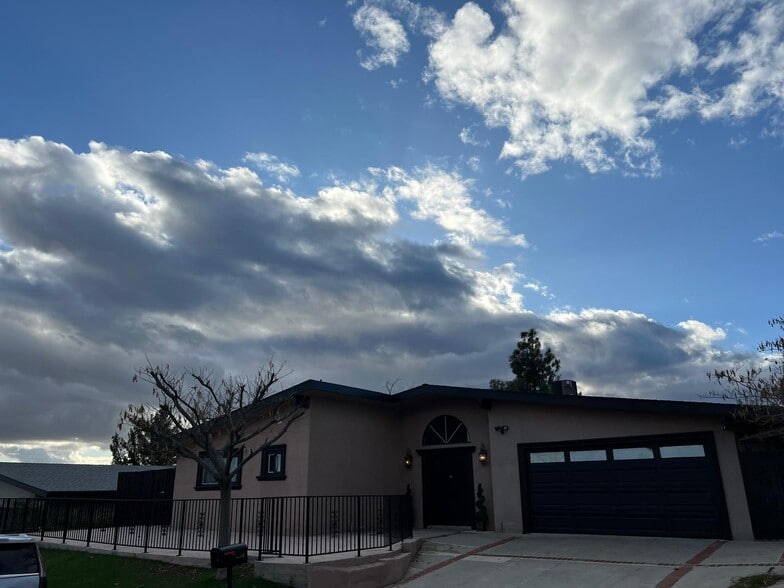 More Photos Of 12701 Darla Ave, Granada Hills Rehabilitation Center For Sale