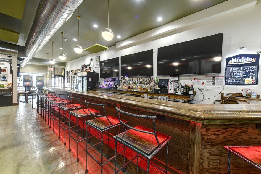 More Photos Of 2057-2059 Ridge Rd, Homewood Storefront Retail Residential For Sale