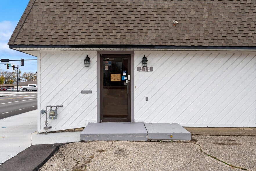 More Photos Of 136-138 N Broad St, Fairborn Storefront Retail Office For Sale