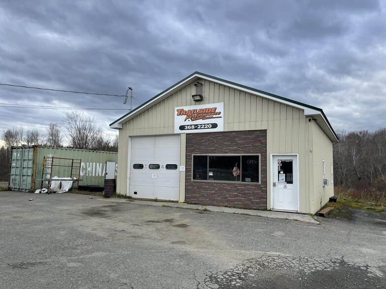 Primary Photo Of 276 Moosehead Trl, Newport Auto Repair For Sale