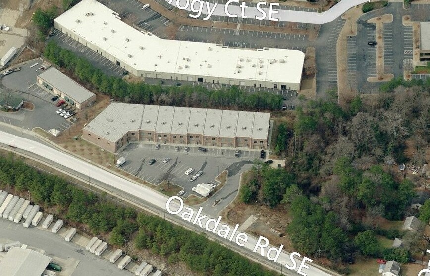 Primary Photo Of 5292 Oakdale Rd SE, Smyrna Flex For Sale