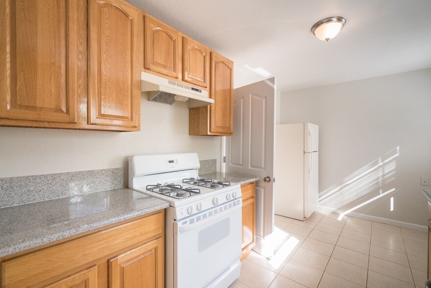 More Photos Of 2611 Alhambra, Sacramento Apartments For Sale
