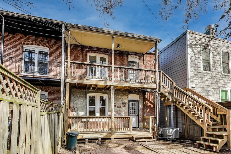 More Photos Of 212 Elm St NW, Washington Apartments For Sale