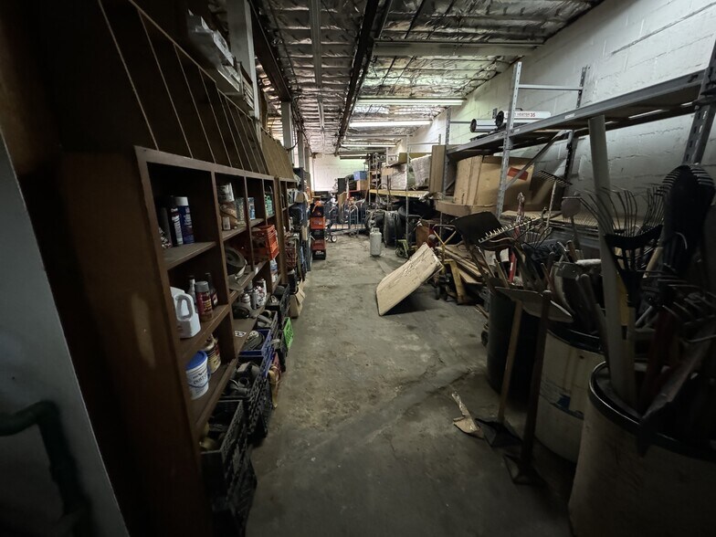 More Photos Of 905 Miami St, Akron Warehouse For Sale