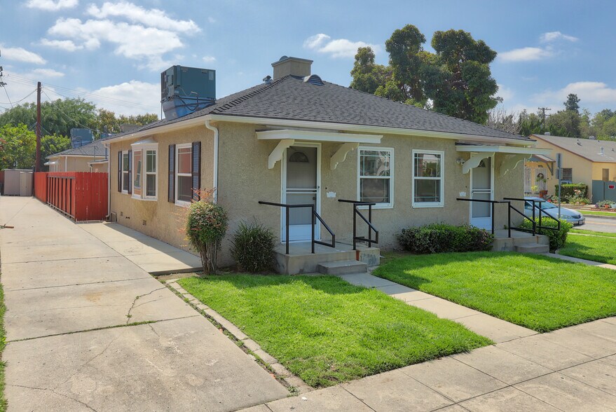 Primary Photo Of 1004 W Clark Ave, Burbank Apartments For Sale