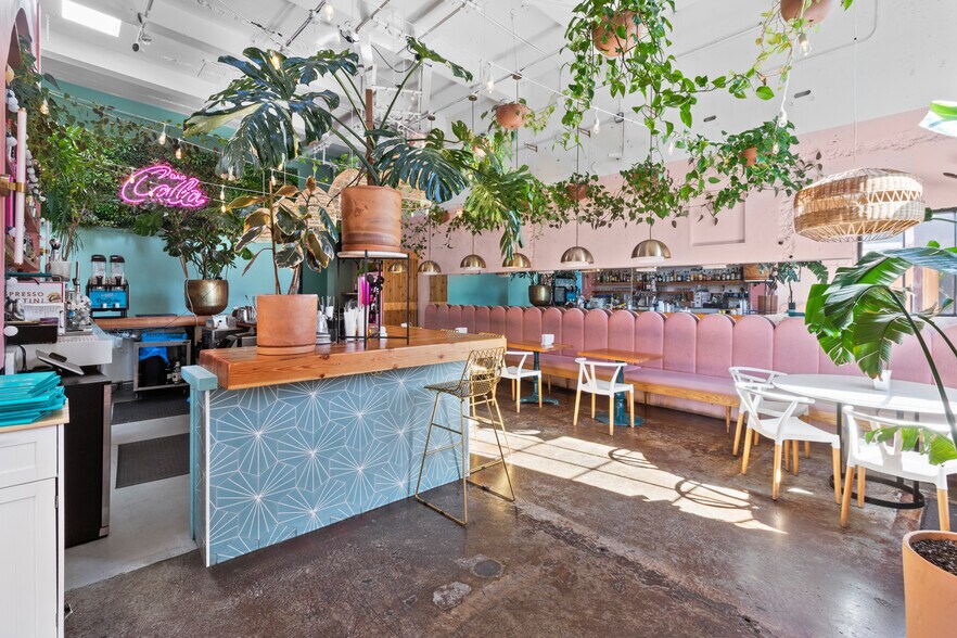 More Photos Of 2703 NE Alberta St, Portland Restaurant For Sale