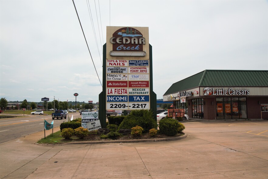 Primary Photo Of 2213-2215 Fayetteville Rd, Van Buren Storefront For Lease