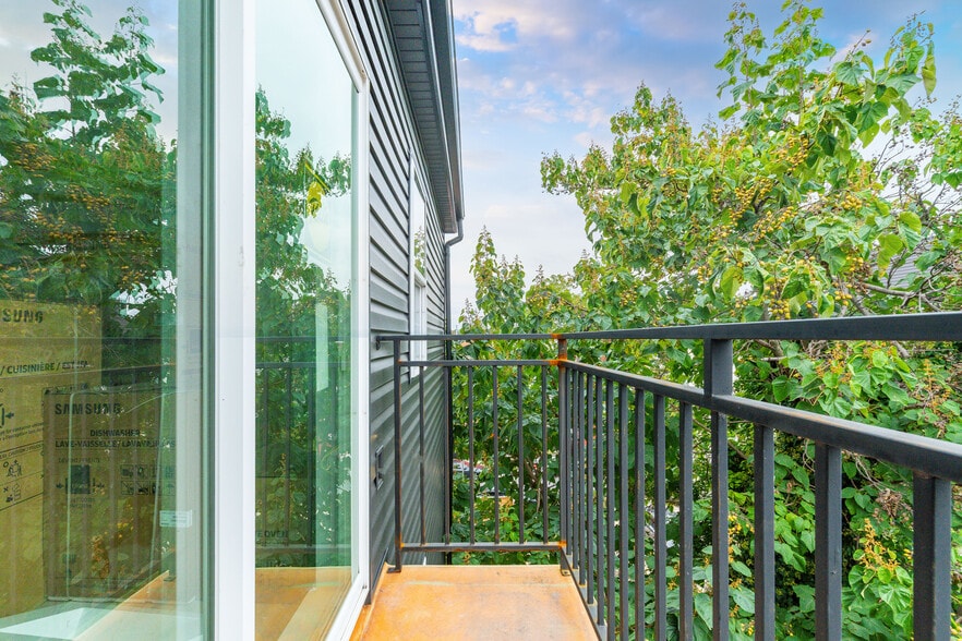 More Photos Of 809 Diamond St, Philadelphia Apartments For Sale