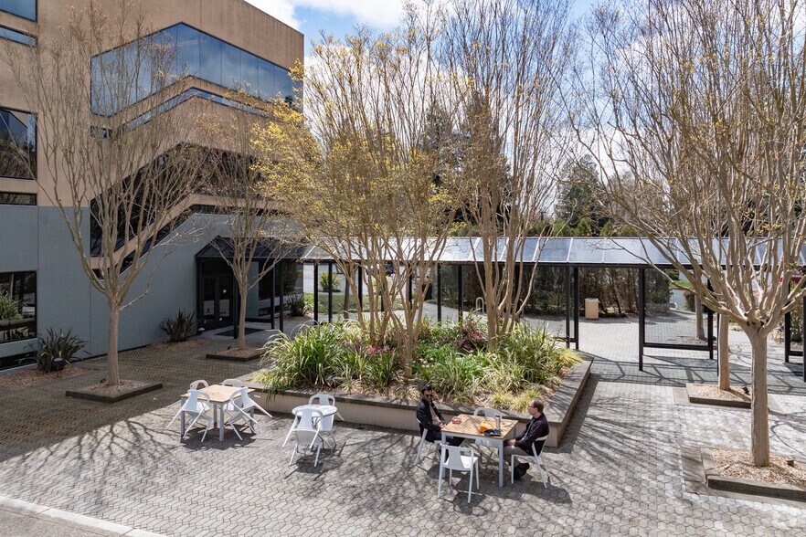 More Photos Of 1400 N McDowell Blvd, Petaluma Office For Lease