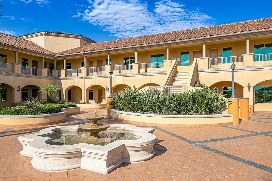 More Photos Of 24361 El Toro Rd, Laguna Woods Medical For Lease