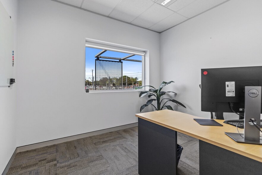 More Photos Of 8-12 Maitland Rd, Islington Office For Lease