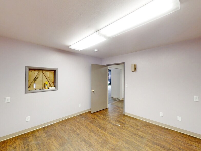 More Photos Of 280 S Main St, Cambridge Springs Storefront Retail Office For Sale