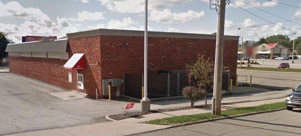 More Photos Of 1535 W 26th St, Erie Drugstore For Lease