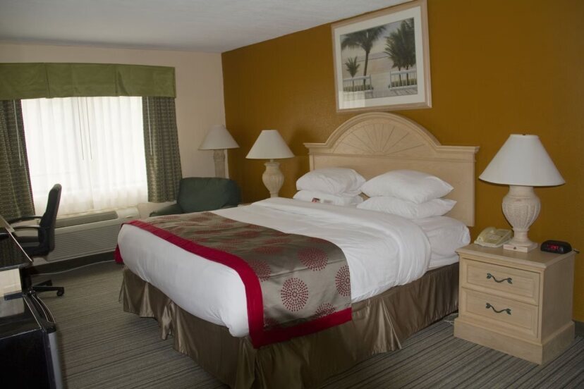 More Photos Of 3500 Cheney Hwy, Titusville Hotel For Sale