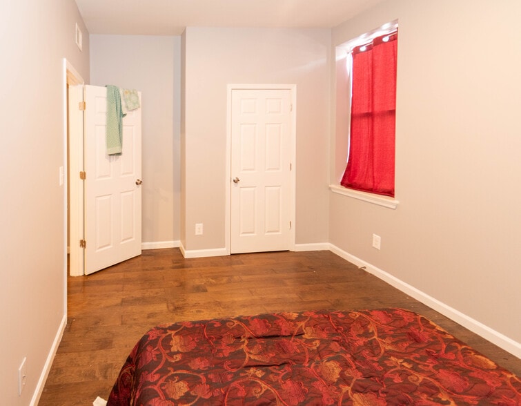 More Photos Of 2432 N Calvert St, Baltimore Apartments For Sale