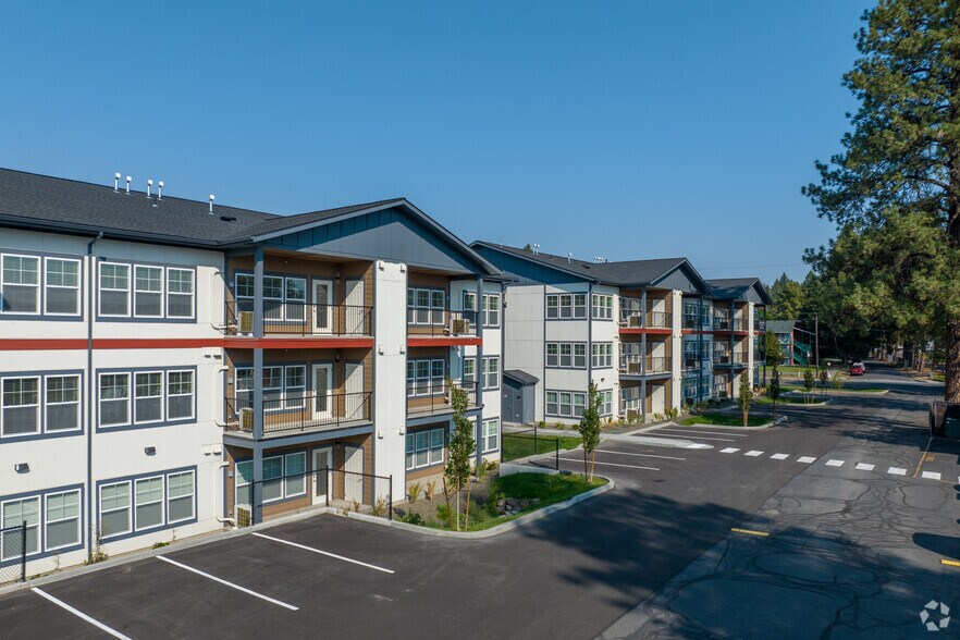 More Photos Of 1620 N River Ridge Blvd, Spokane Apartments For Sale