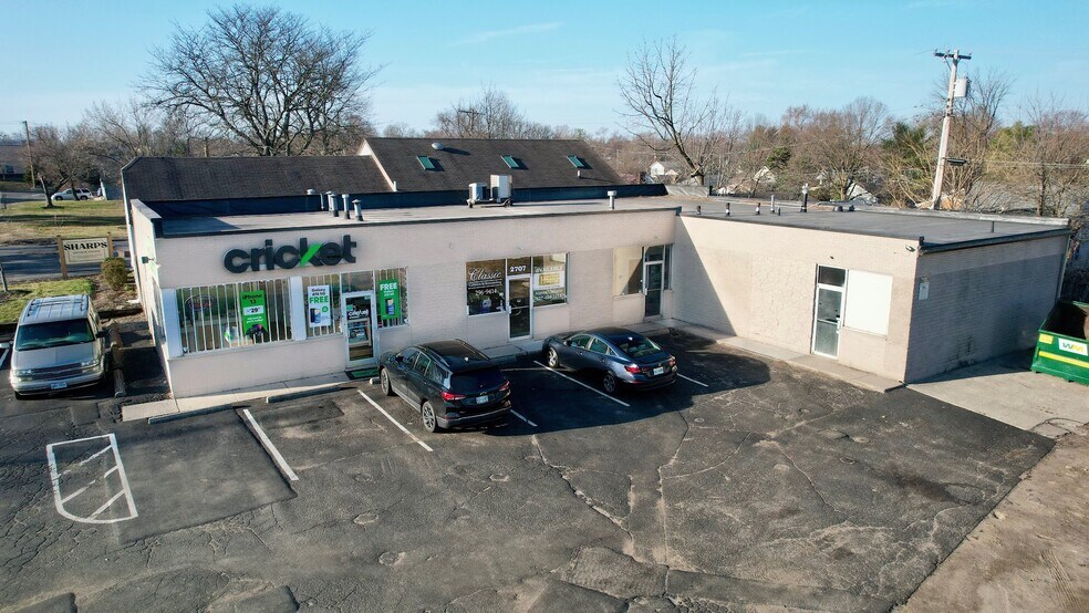 More Photos Of 2707 Wilmington Pike, Kettering Storefront Retail Office For Lease