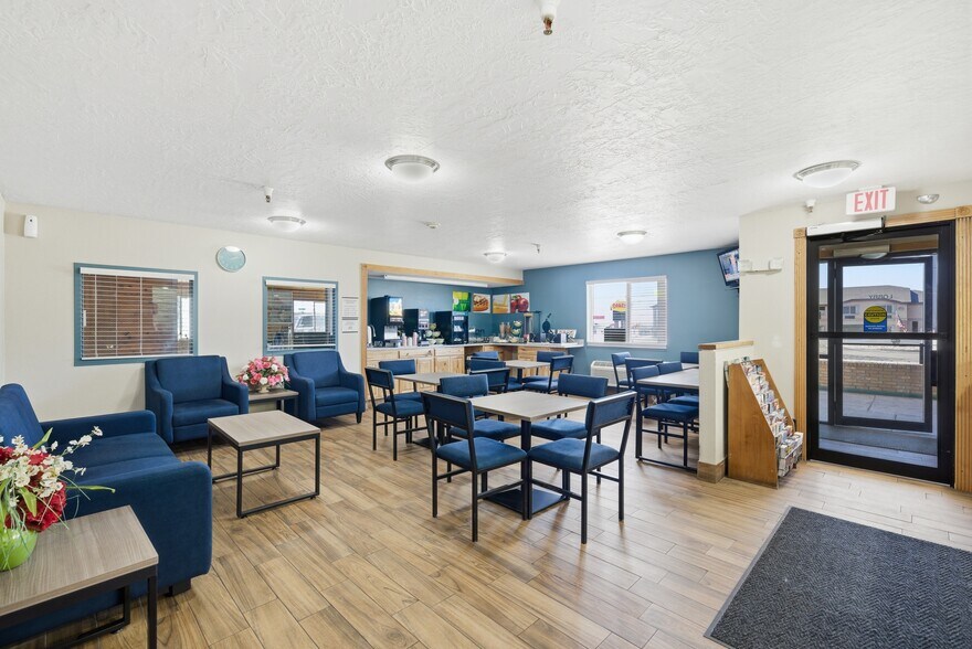 More Photos Of 626 W 1400 N, Beaver Hotel For Sale