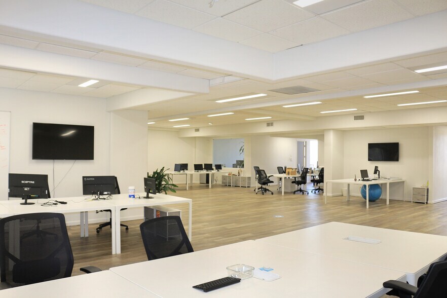 More Photos Of 2815 Camino del Rio S, San Diego Office For Sale