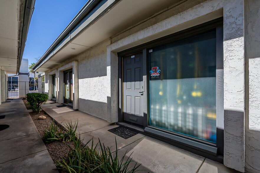 More Photos Of 6730 E McDowell Rd, Scottsdale Office For Sale