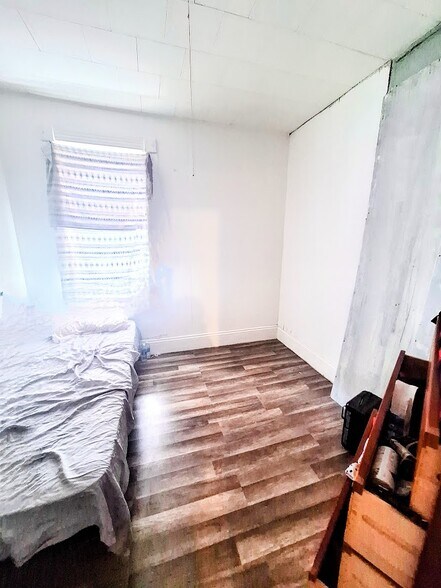 More Photos Of 1302 Lenox Ave, Utica Apartments For Sale