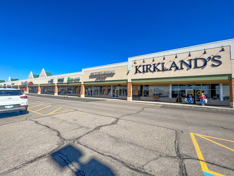 More Photos Of 310 N Clippert St, Lansing Unknown For Lease