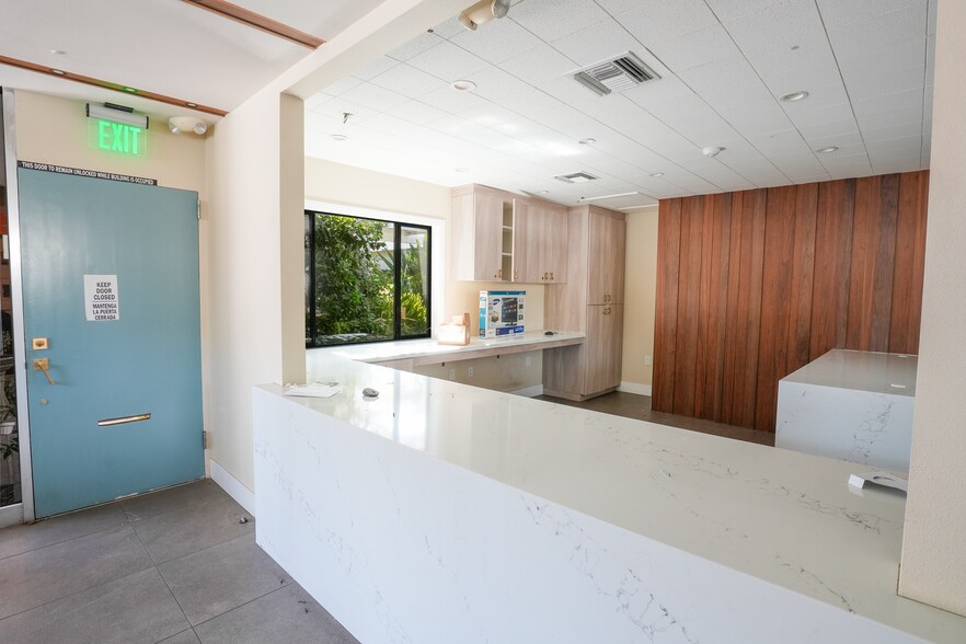 More Photos Of 3490 Linden Ave, Long Beach Medical For Sale