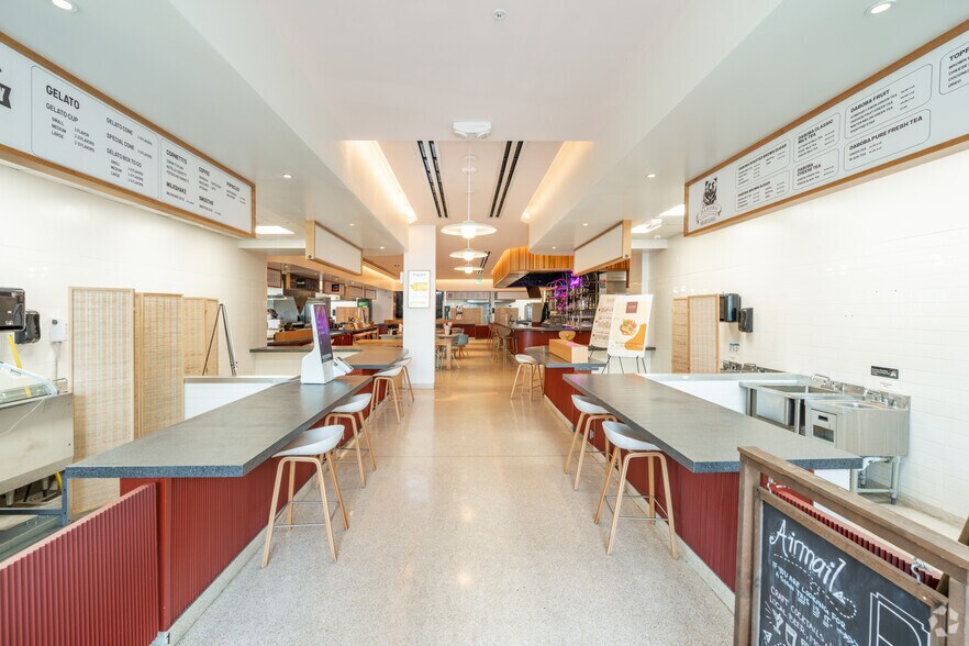 More Photos Of 955 Alton Rd, Miami Beach Restaurant For Lease