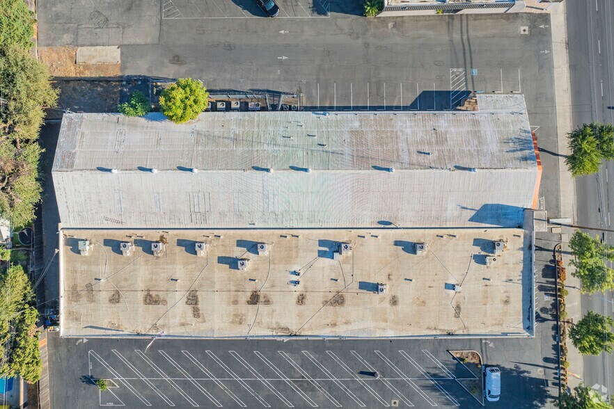 More Photos Of 1021 McHenry Ave, Modesto General Retail For Sale