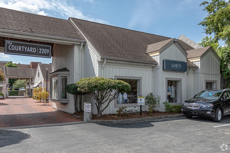 Primary Photo Of 2209 Bandywood Dr, Nashville Freestanding For Lease