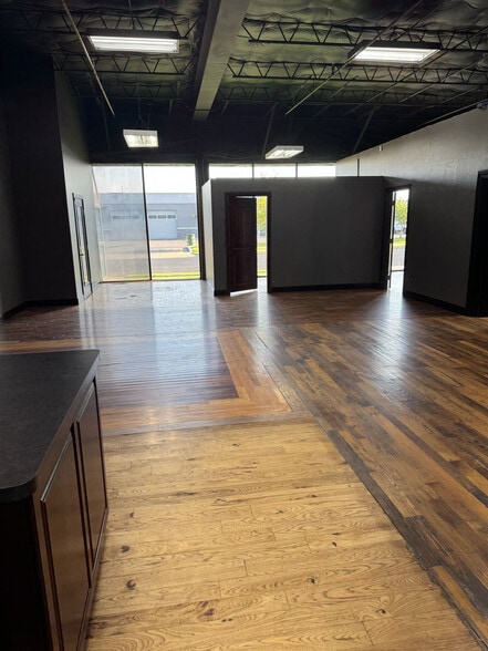 More Photos Of 2601 S Constitution Blvd, Salt Lake City Manufacturing For Lease