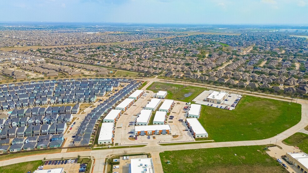 More Photos Of 5151 Meadow Ranch Pky, Richmond Office For Lease