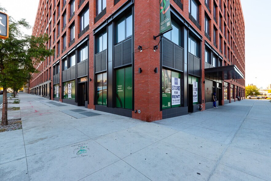 More Photos Of 40 Bruckner Blvd, Bronx Apartments For Lease