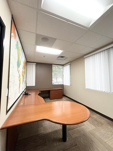 More Photos Of 13405 Folsom Blvd, Folsom Office For Lease