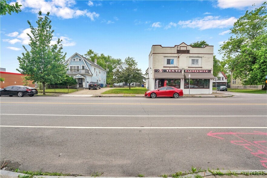 More Photos Of 2325 S Park Ave, Buffalo Apartments For Sale